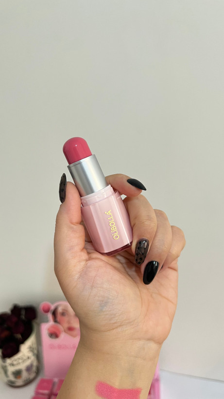 رژگونه استیکی